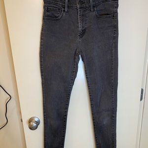 levi black skinny jeans